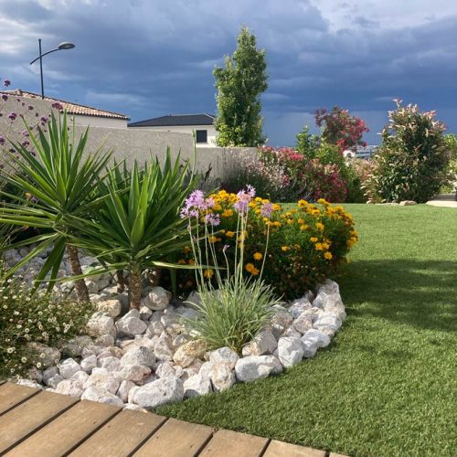 Paysagiste à Sauvian : création et aménagement de votre jardin