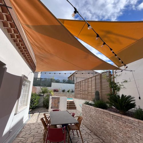 Voiles d’ombrage et pergolas à Béziers